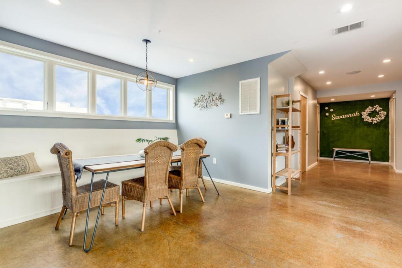 Walk Score 90!!-Historic Downtown District-2 Blocks To Famous Forsyth Park- Huge Private Patio-Private Parking Savannah Exterior foto